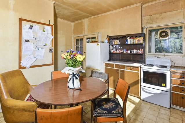 19 Woodhams Street Beach Haven_3