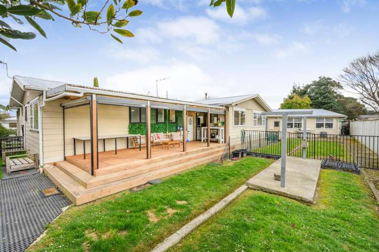 8 Craven Court Ashhurst_24