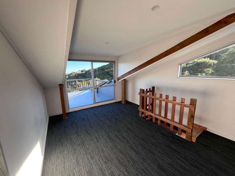 187 Piha Road Piha_9