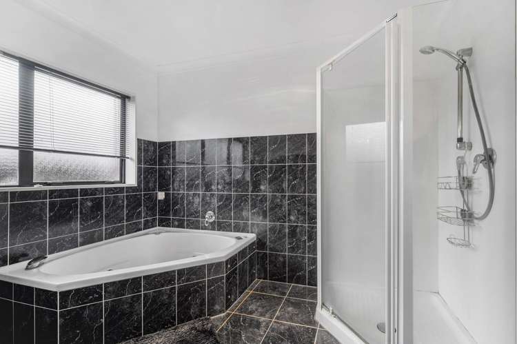 21 Heaphy Place Pukehangi_14