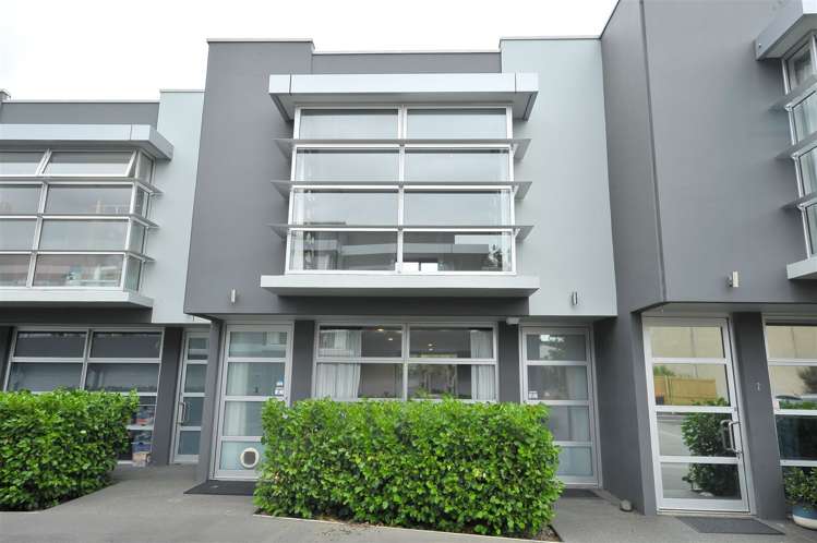 3/8a Settlers Crescent Ferrymead_0