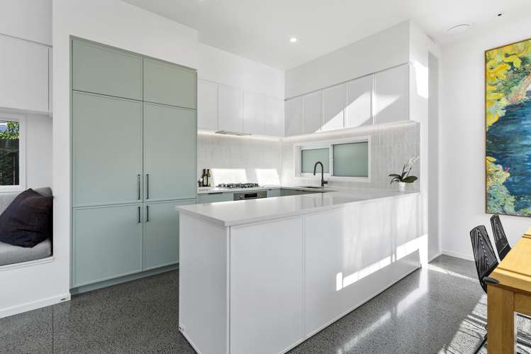 60A Premier Avenue Point Chevalier_2