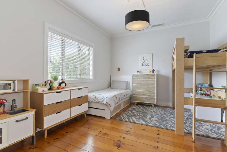 70 Old Mill Road Westmere_7