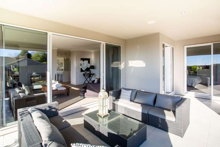 3 Romney Close Richmond_30