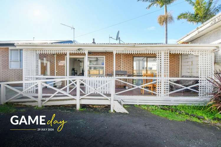 2/37 Hillside Road_0