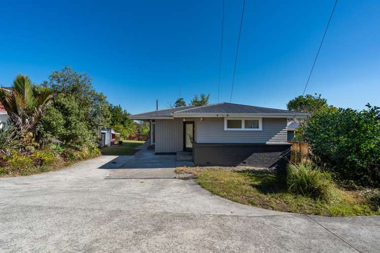 339 Cobham Drive Hillcrest_1