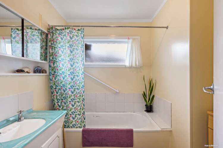 25 Meilland Place Glen Eden_8