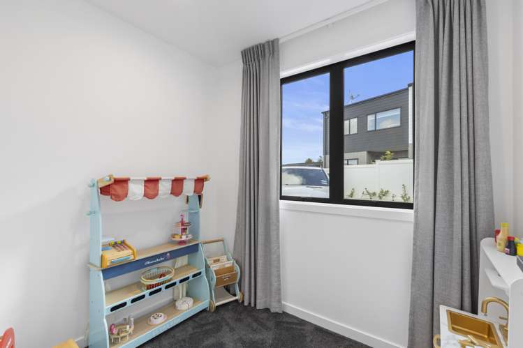 75a Glenmore Road Sunnyhills_12