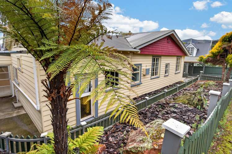 12 William Street Akaroa_18