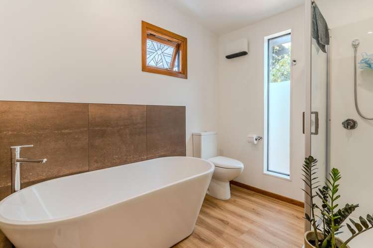 85 Coast Road Warrington_18