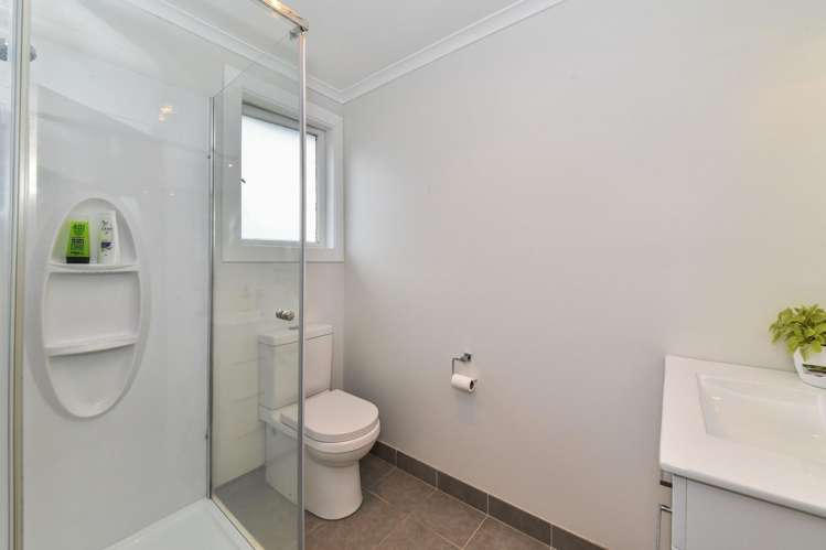 34 Beaumonts Way Manurewa_8