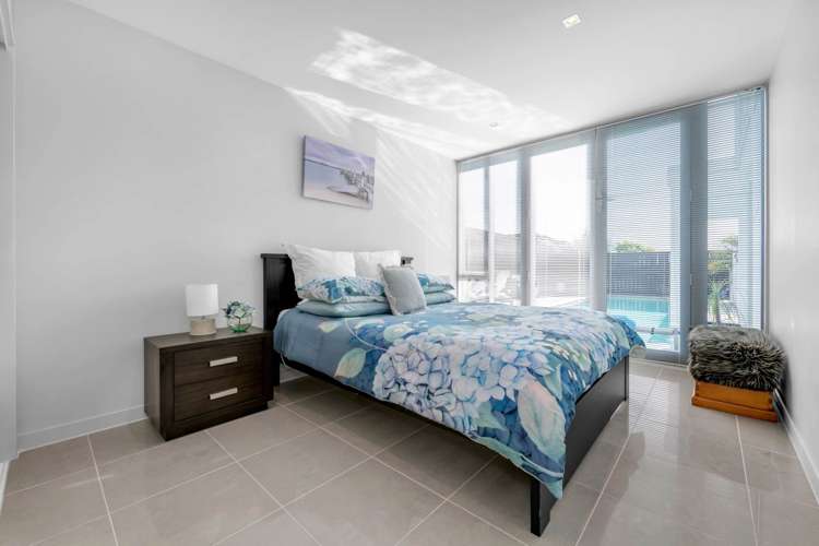 32 Intrepid Crescent Beachlands_23