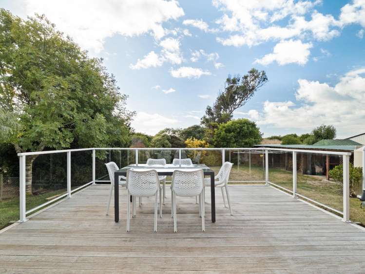 11 Palmer Place Taieri Mouth_3