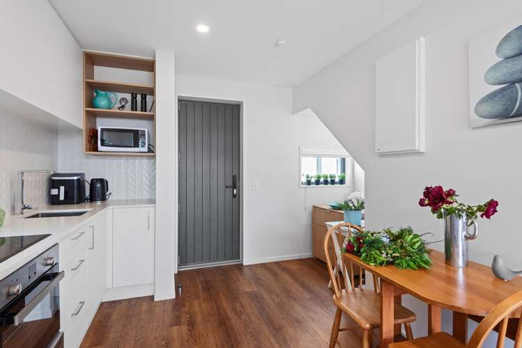 10/29 Bampton Street Burwood_10