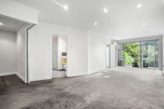 Fleet St Apartment opposite to Basque park