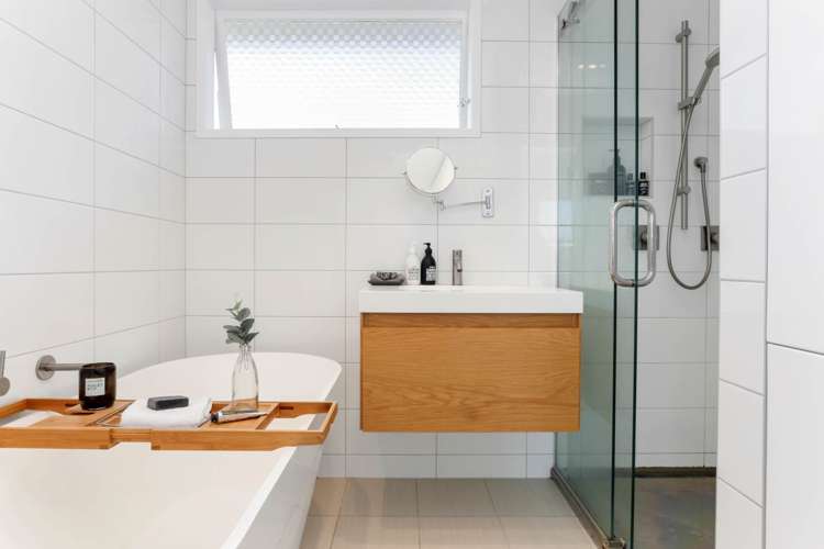 6 Tipene Place Meadowbank_13