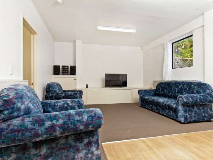 2/2 Brian Avenue Forrest Hill_8