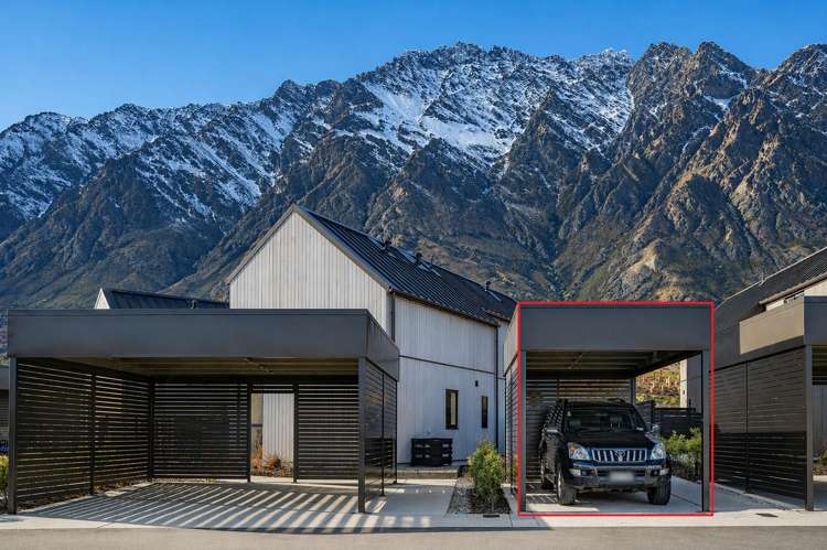 3 Escalator Avenue Jacks Point_11