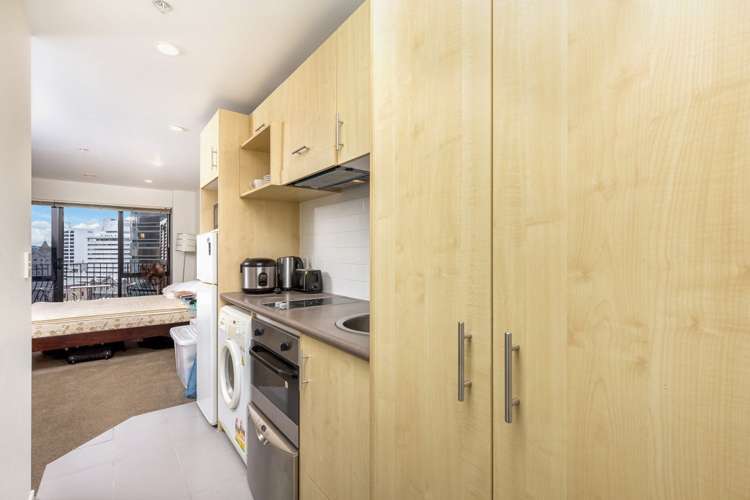 9c/23 Emily Place Auckland Central_6