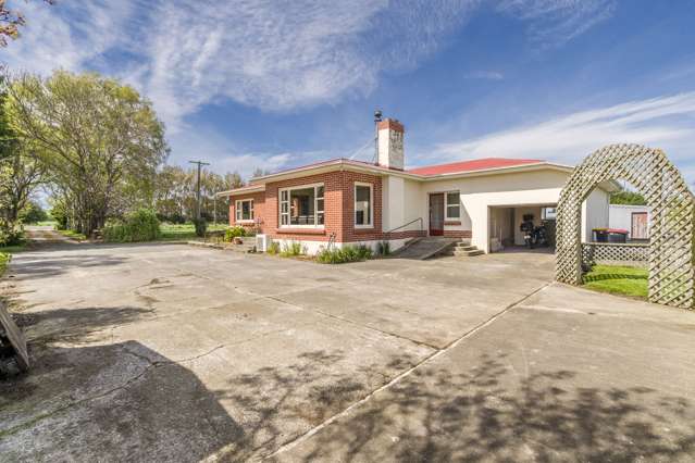 73 Devereux Road Winton_2