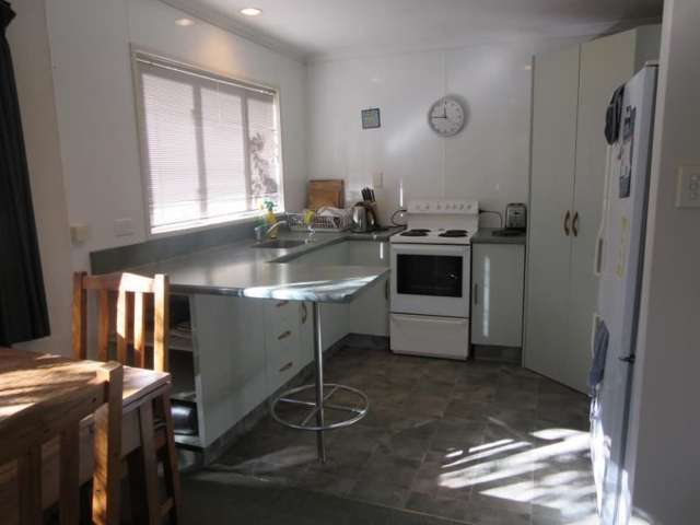 24 Bernard Road Albert Town_2