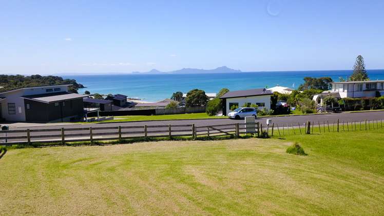 13 Lang Road Langs Beach_3