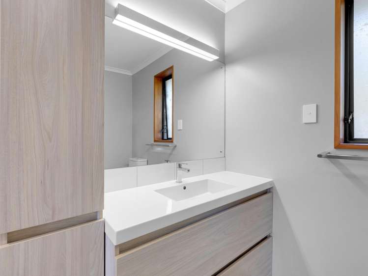 47 Ranui Street Dinsdale_18