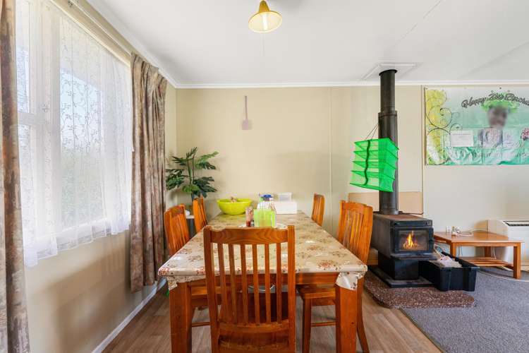 23 Tongariro Road Turangi_13