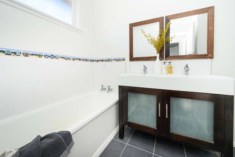 12 Conway Place Terrace End_15