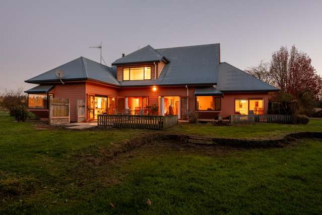 153 Halcombe Road Feilding_1