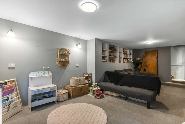 38 Sherwood Avenue Te Atatu South_16