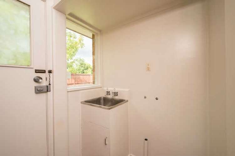 1/8 May Street 1076_5