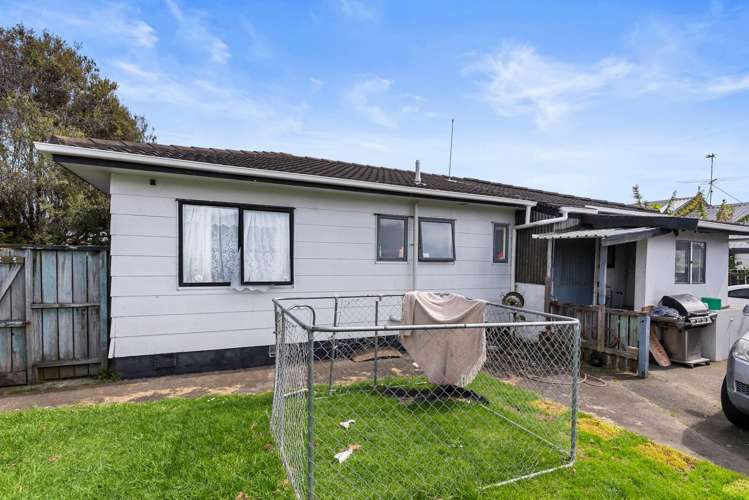 127 Maplesden Drive Clendon Park_23