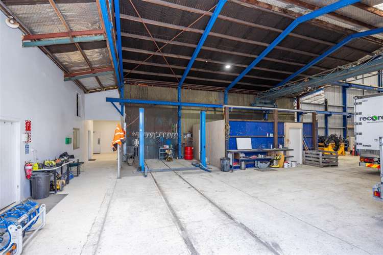 140 Collins Road Melville_16