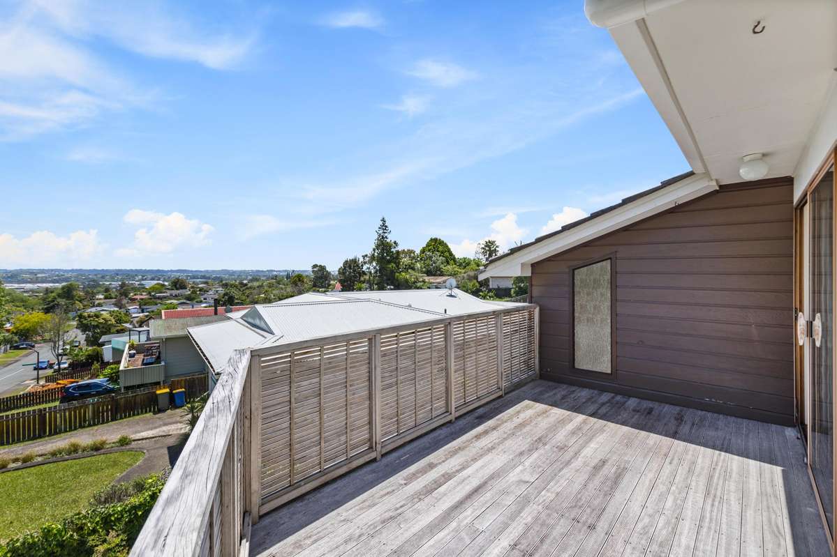 27 Longreach Drive_3