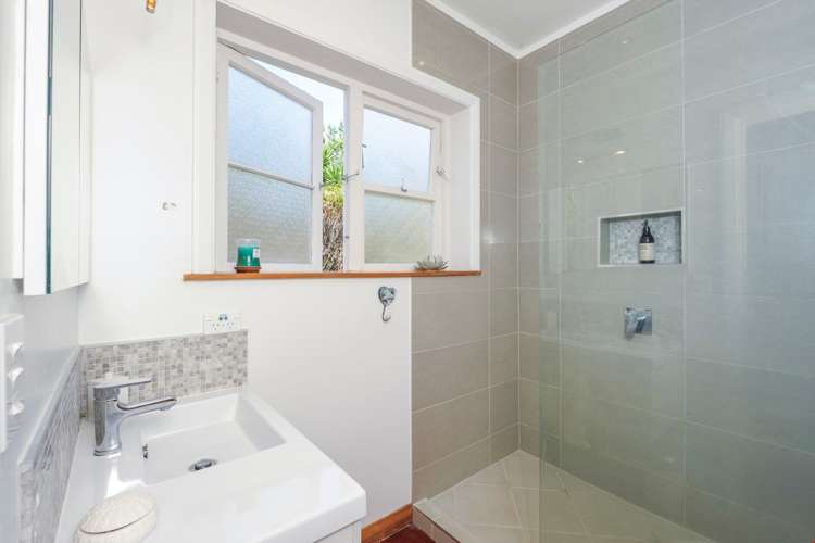 51 Walford Road Point Chevalier_14