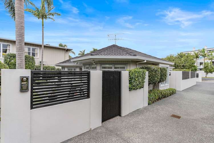 2/10 Taranaki Road Kohimarama_27