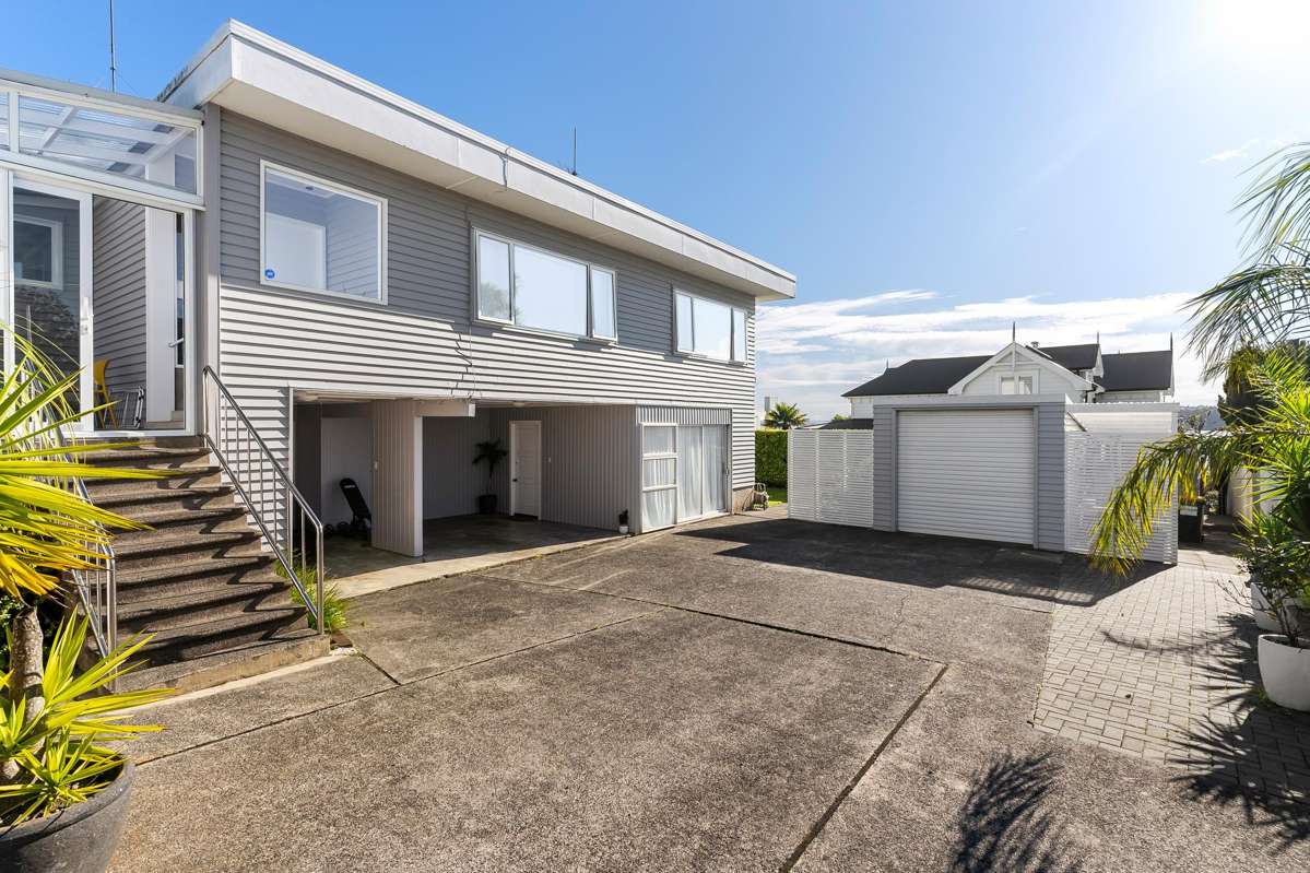 11 Marine Parade_1