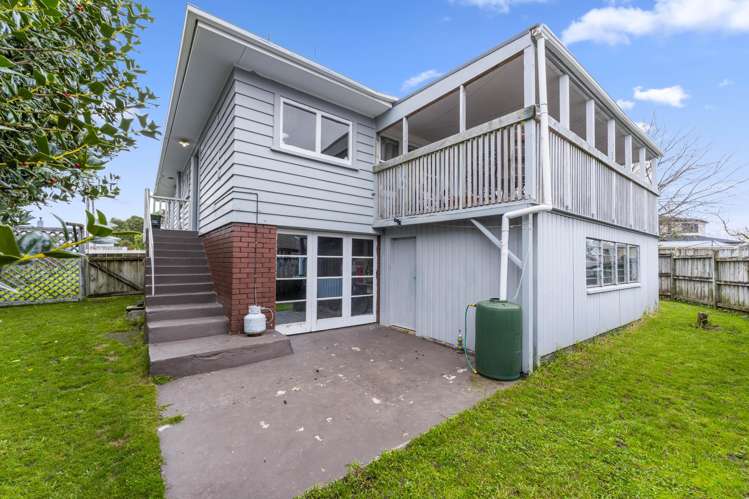 21 Tawa Crescent_2