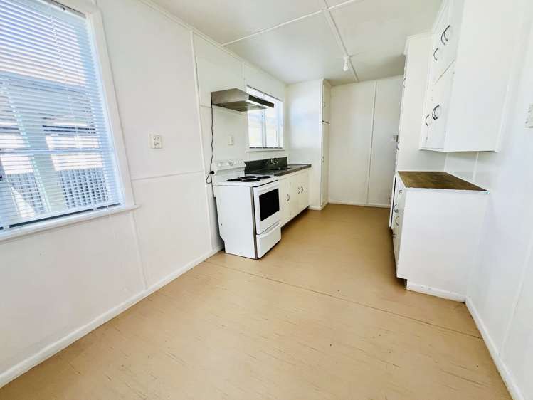 8 Victor Street Dannevirke_19