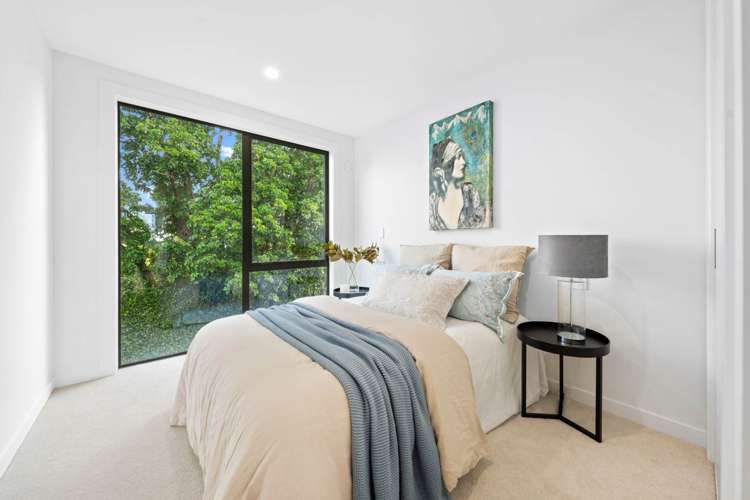 1/30 Clonbern Road Remuera_23