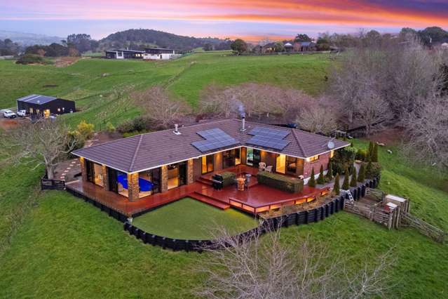 Owners Moving to Australia - Must Sell!