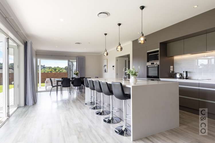 59 Queen Street Riverhead_26