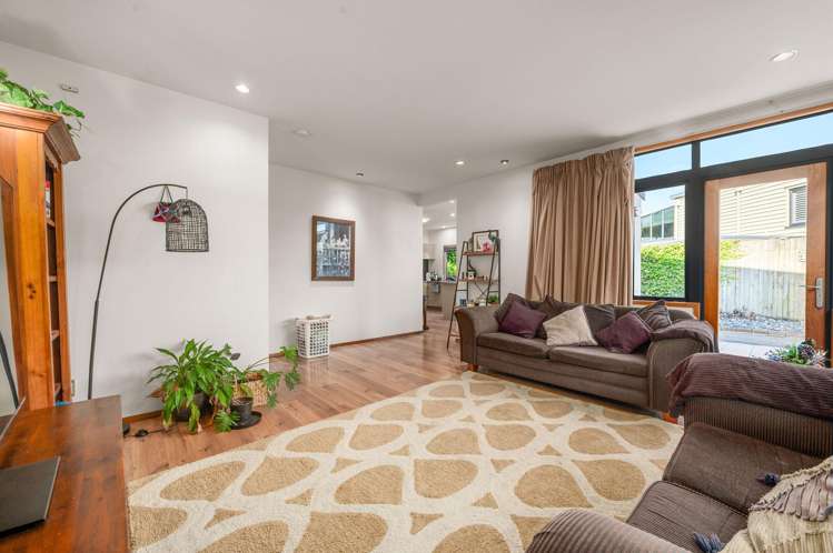 112B Lake Road Frankton_8