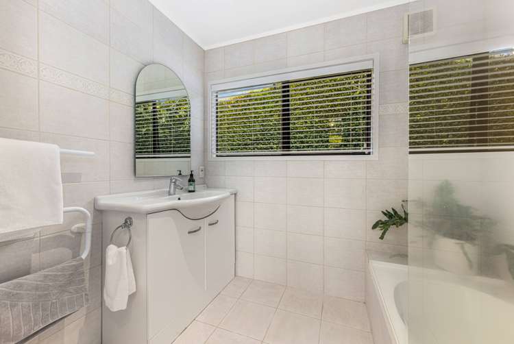 10 Coldham Crescent Saint Johns_20