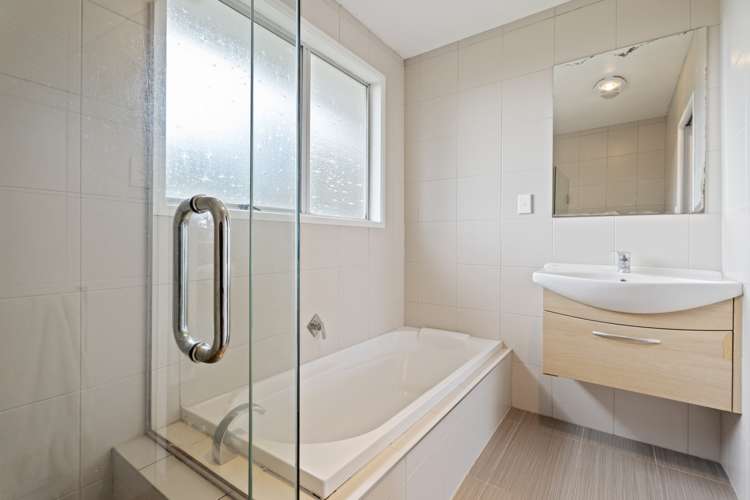 48 Harmel Road Glendene_15