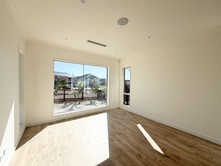 75 Parish Drive_3
