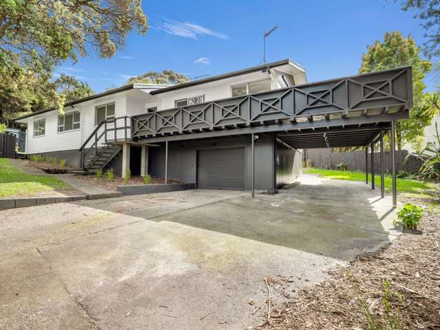 Large Land, Modern Home, Double Westlake