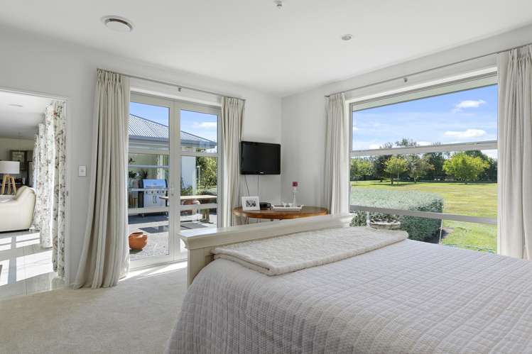 2/521 Mclaughlins Road Darfield_13