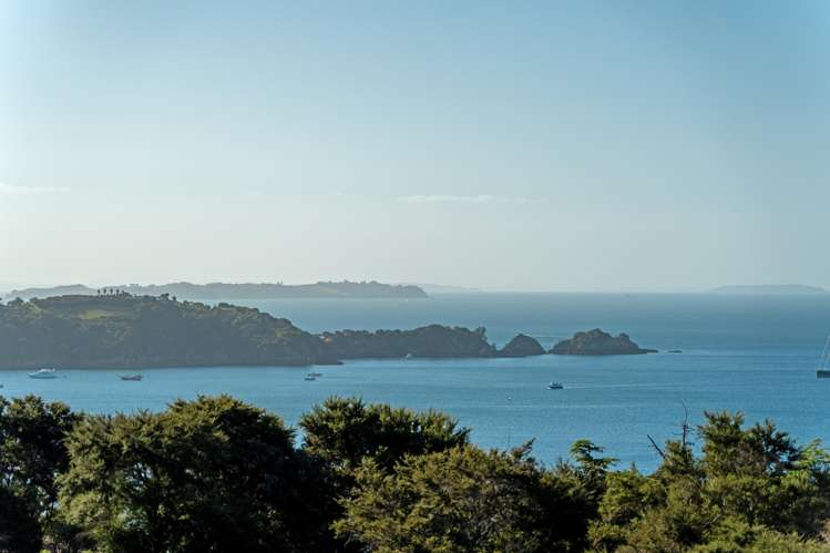 95 Queens Drive Oneroa_4